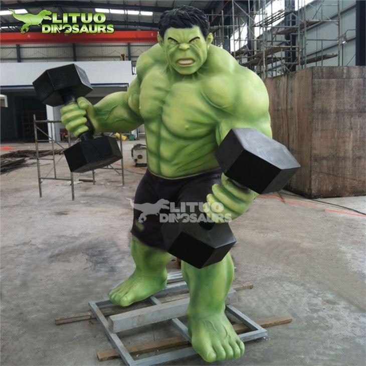 2hulk sculpture(001)